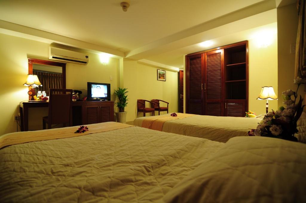 Khach San Phuoc Loc Tho 2 - 福禄寿 Hotel Ho Chi Minh City Ruang foto